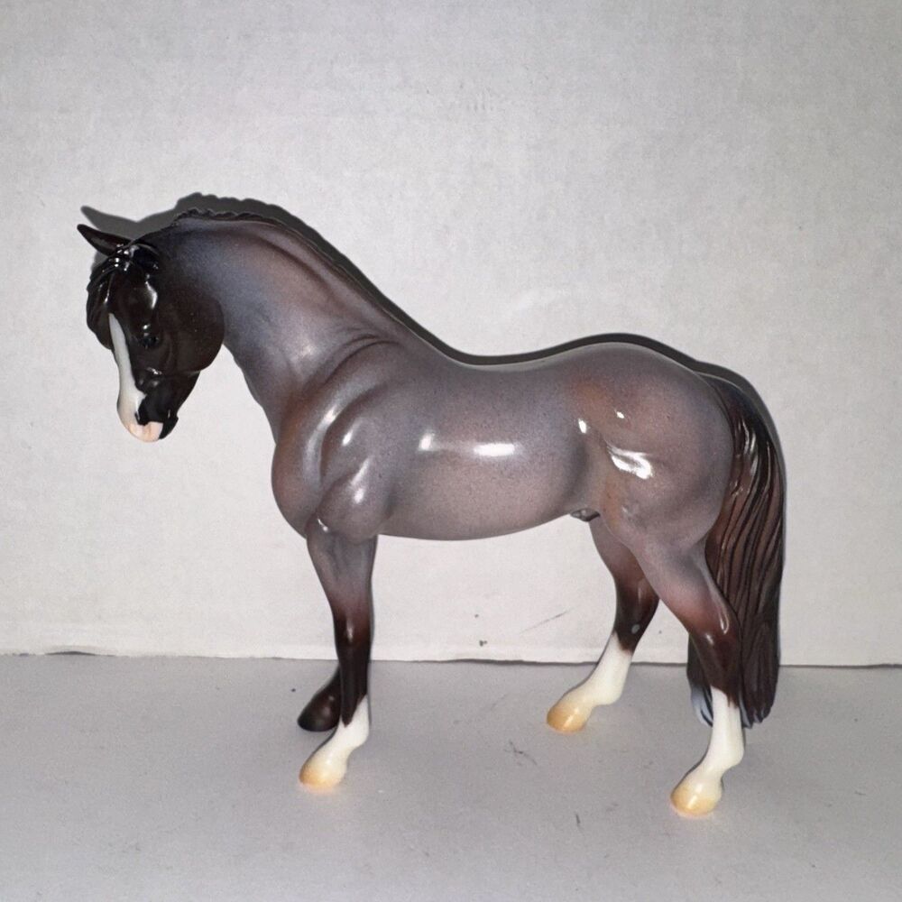 Breyer Traditional Brookside Pink Magnum Welsh Pony #1482 Model Horse Gray